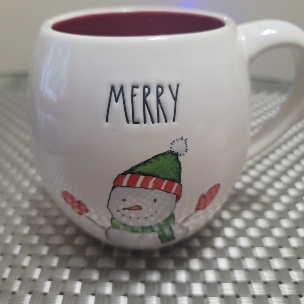 Rae Dunn Merry  Mug ☃️☃️